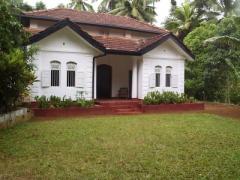 The Colonial style house is situated at the highest point on the A9 road, just 10kms from Kandy on t