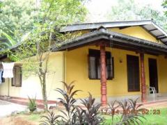 3bed room home with 21 per sale in arukwatta-padukka